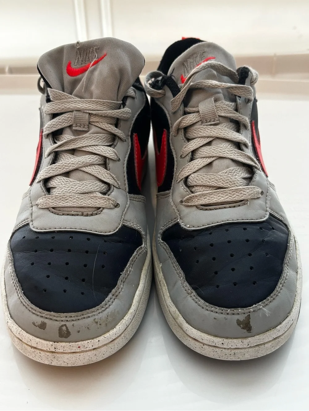 Nike classic low